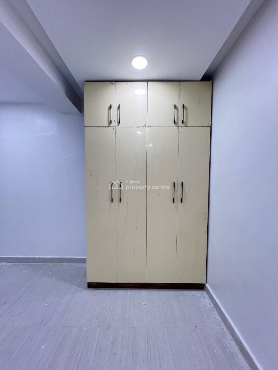 Exquisite 3 Bedroom Apartment with a Pool,gym.elevator, Ikate, Lekki, Lagos, Flat / Apartment for Sale
