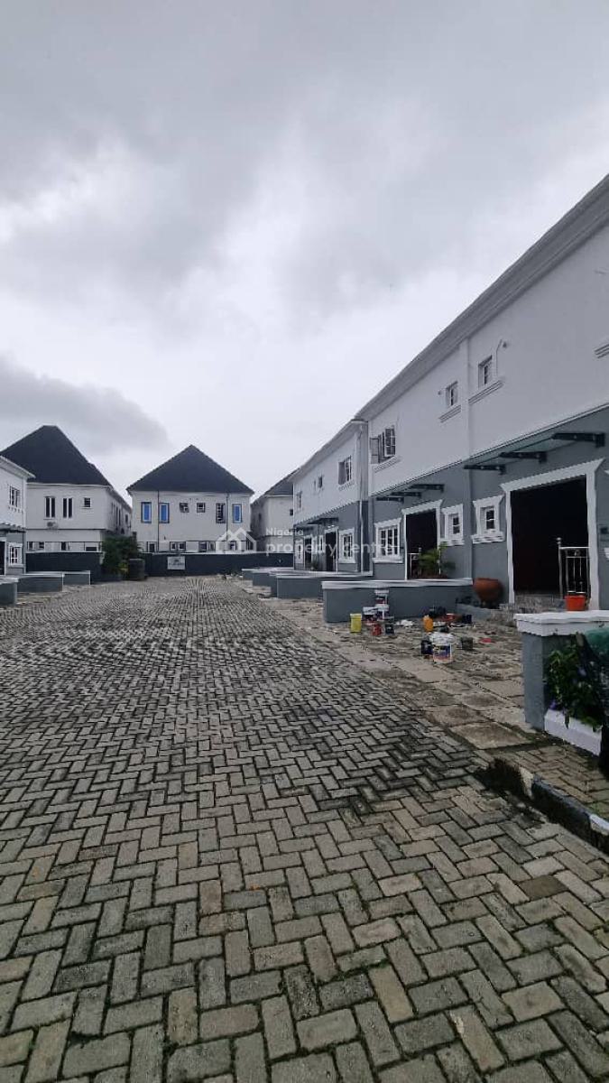 4bedroom Terrace Duplex Available in a Secured Estate, Chevron, Lekki, Lagos, Terraced Duplex for Rent