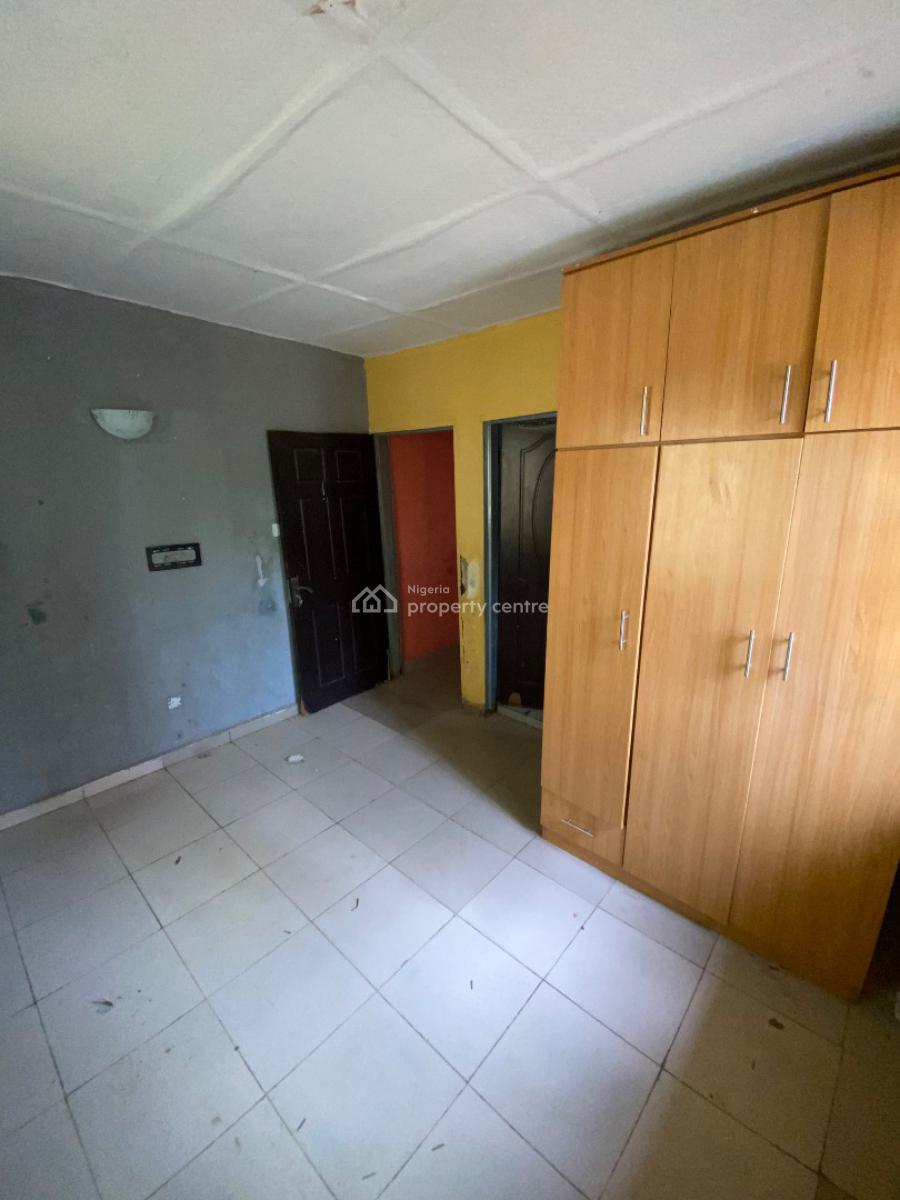 Spacious Two Bedroom Block of Flat, Dawaki District, Dawaki, Gwarinpa, Abuja, Flat / Apartment for Rent