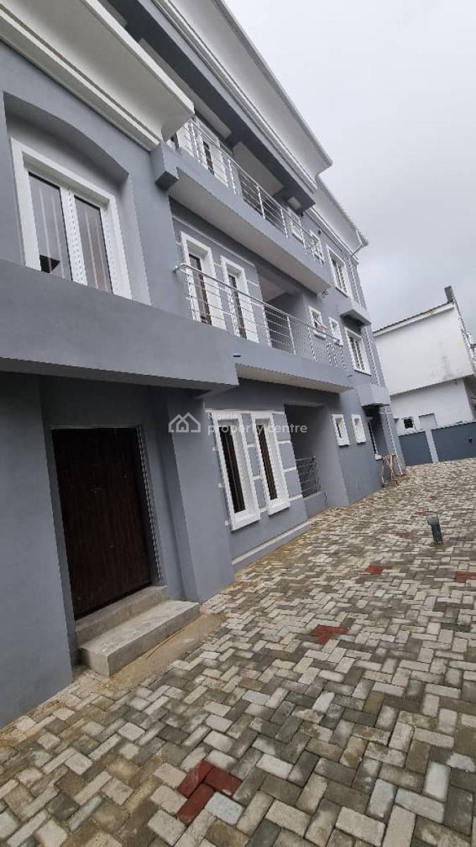 3bedroom Apartment Duplex Available in a Secured Estate, Chevron, Lekki, Lagos, Flat / Apartment for Rent