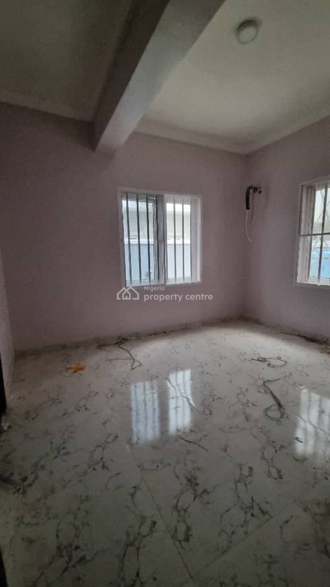 3bedroom Apartment Duplex Available in a Secured Estate, Chevron, Lekki, Lagos, Flat / Apartment for Rent