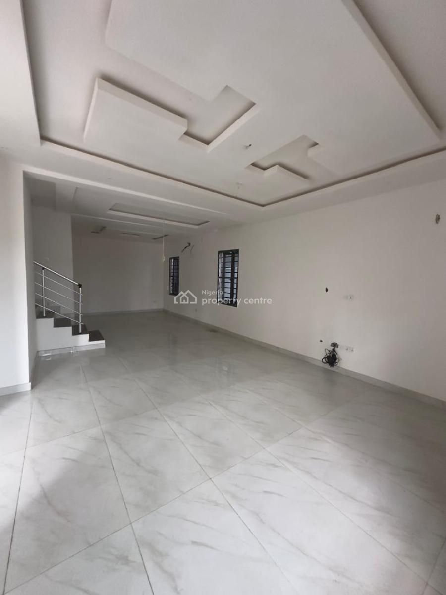5 Bedroom Terrace with 2 Bq, Ikate, Lekki, Lagos, Flat / Apartment for Sale