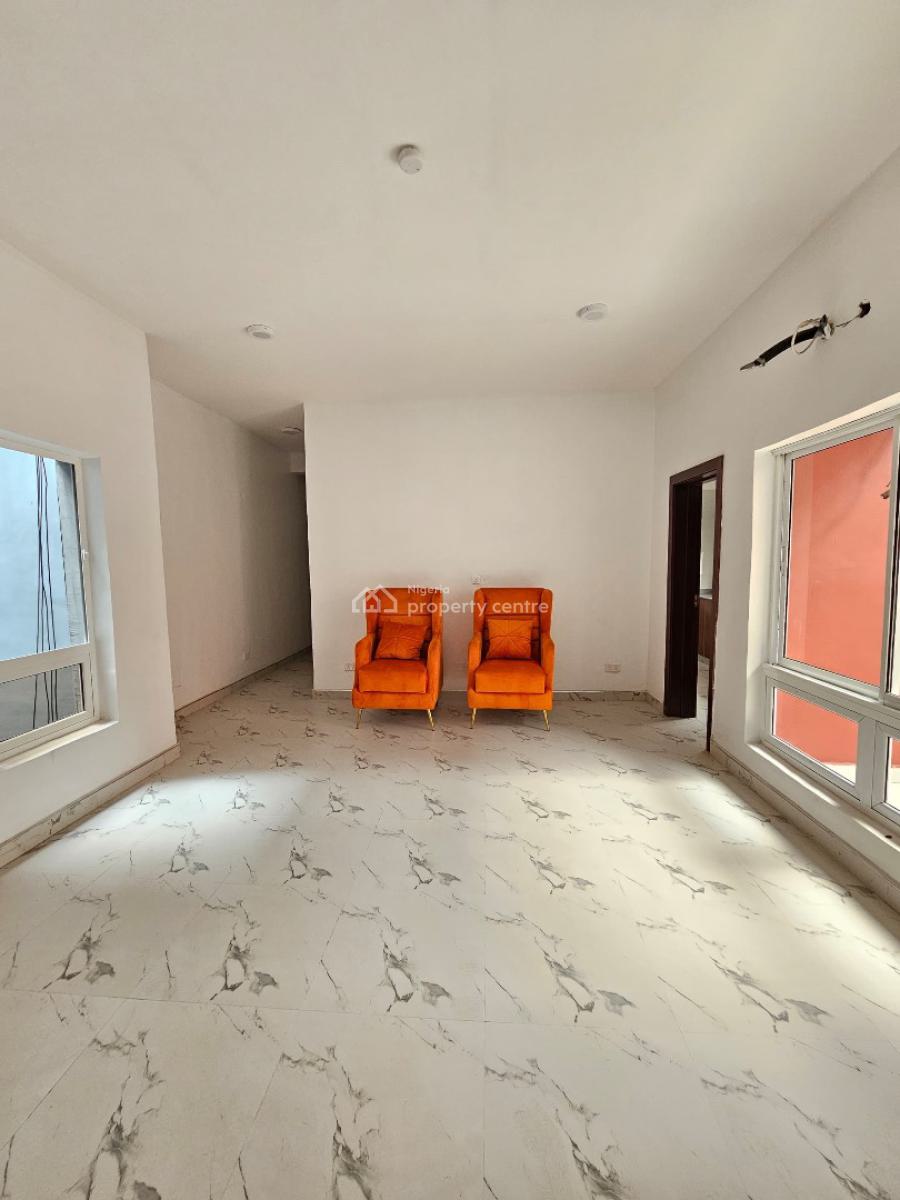 Well Built 2 Bedroom Apartment with Spacious Rooms in a Prime Location, Ikate Elegushi, Lekki, Lagos, Flat / Apartment for Sale