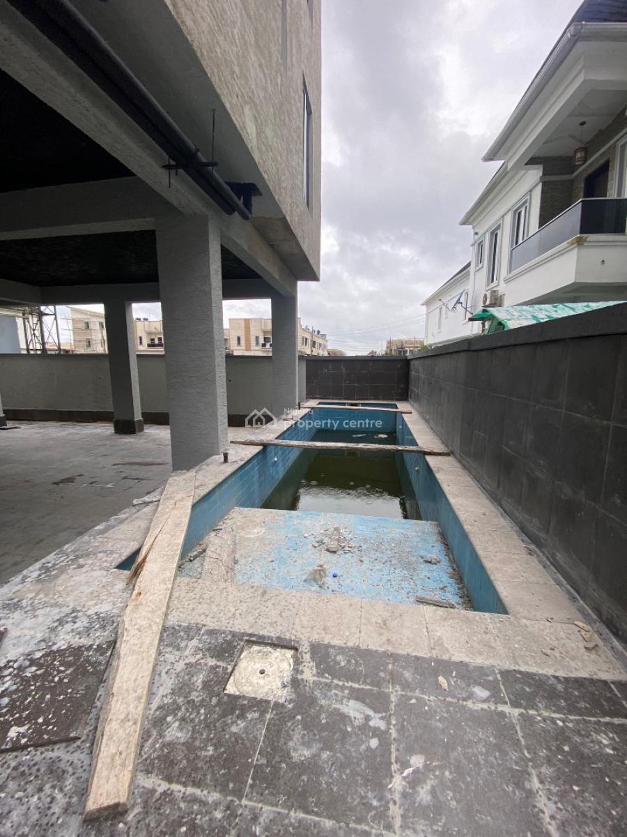 Luxurious 2 Bedroom Apartment with Swimming Pool in a Secured Location, Orchid Road, Lekki, Lagos, Flat / Apartment for Sale