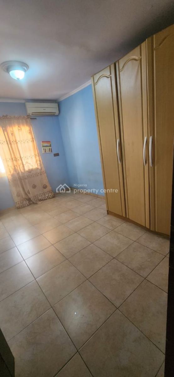 Lovely Room Self Contained in a Shared Apartment, Association Avenue, Shangisha, Magodo, Lagos, Self Contain (single Rooms) for Rent