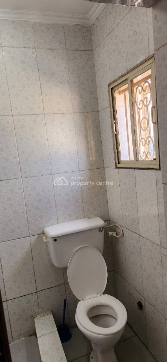 Lovely Room Self Contained in a Shared Apartment, Association Avenue, Shangisha, Magodo, Lagos, Self Contain (single Rooms) for Rent