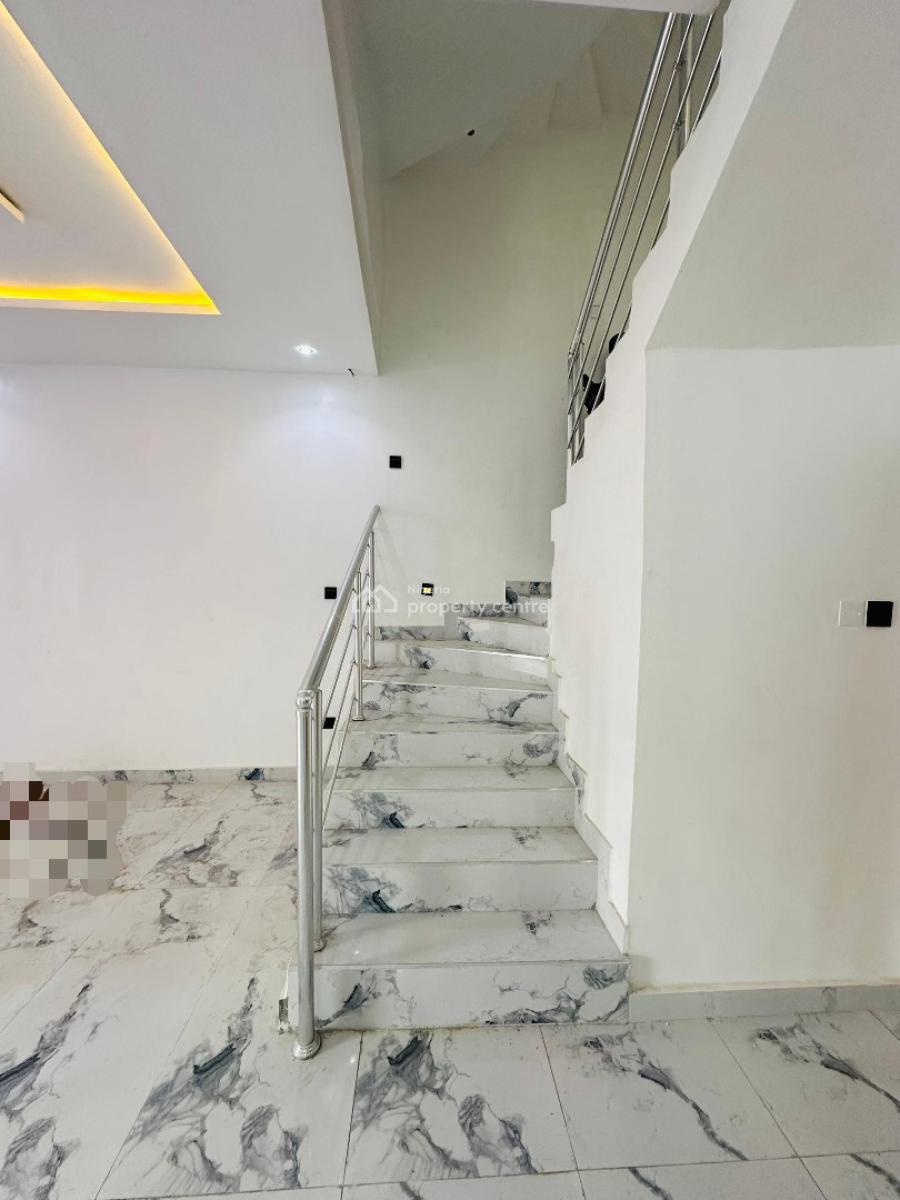 Dreamy 5 Bedroom Semi-detached Duplex with Bq ., Ologolo, Ologolo, Lekki, Lagos, Semi-detached Duplex for Sale