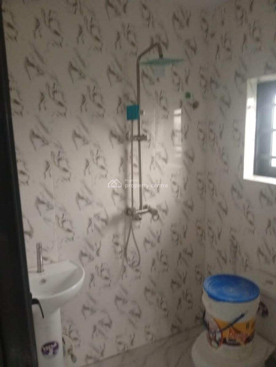 Well Maintain Standard 2 Bedrooms, Ogudu, Lagos, Flat / Apartment for Rent