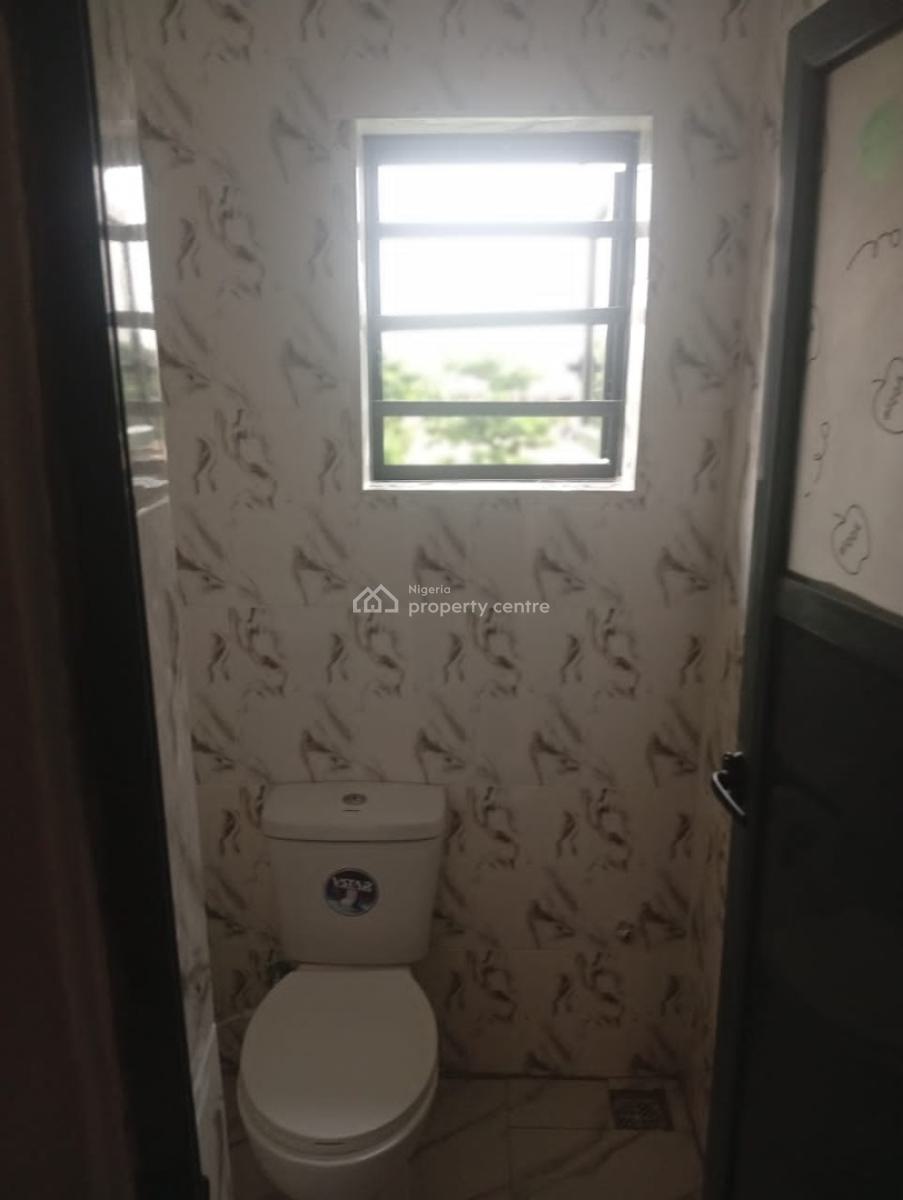 Well Maintain Standard 2 Bedrooms, Ogudu, Lagos, Flat / Apartment for Rent