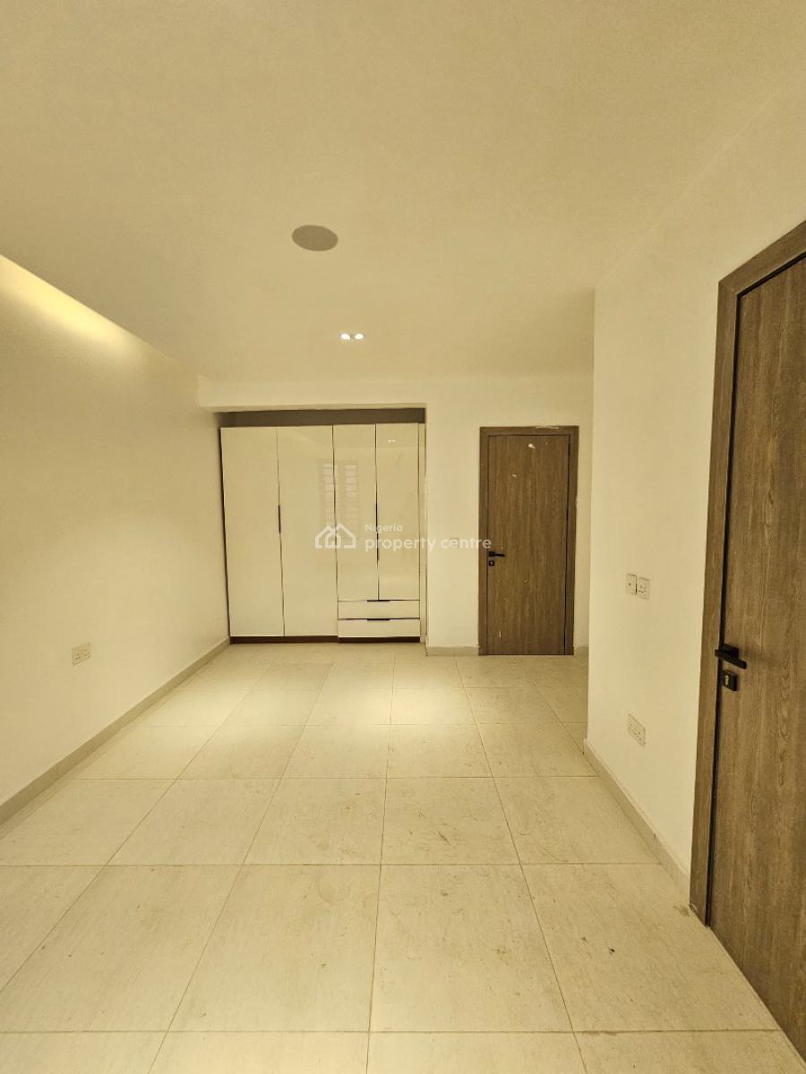 Beautiful 2 Bedroom Apartment with a Gym and Pool in a Serene Vicinity, Agungi, Lekki, Lagos, Flat / Apartment for Sale