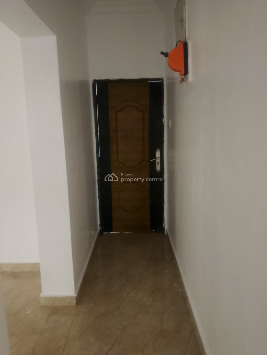 Two Bedrooms Apartment in an Estate, Badore, Ajah, Lagos, Flat / Apartment for Rent