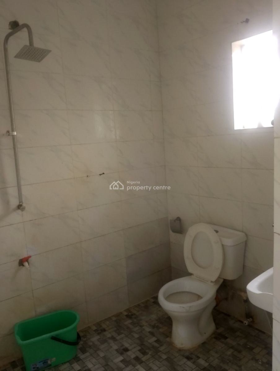 Two Bedrooms Apartment in an Estate, Badore, Ajah, Lagos, Flat / Apartment for Rent