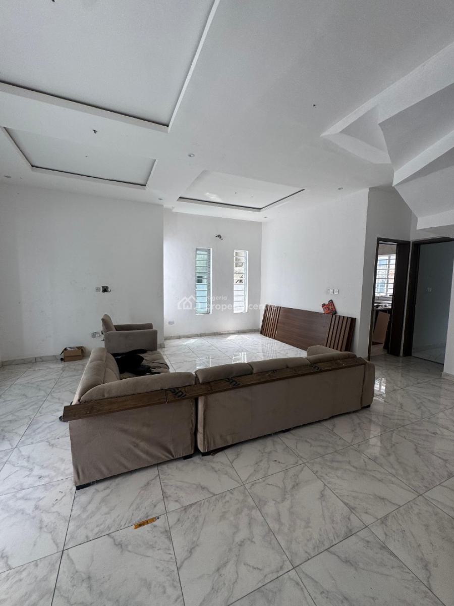 Lovely 4 Bedroom Semi Detached Duplex with Bq, Ologolo, Ologolo, Lekki, Lagos, Semi-detached Duplex for Sale