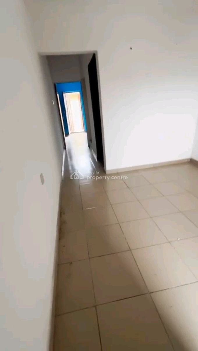 a Standard and Nice Miniflat, Upstairs with 2 Balconies, Off Market Street, Shomolu, Lagos, Mini Flat (room and Parlour) for Rent