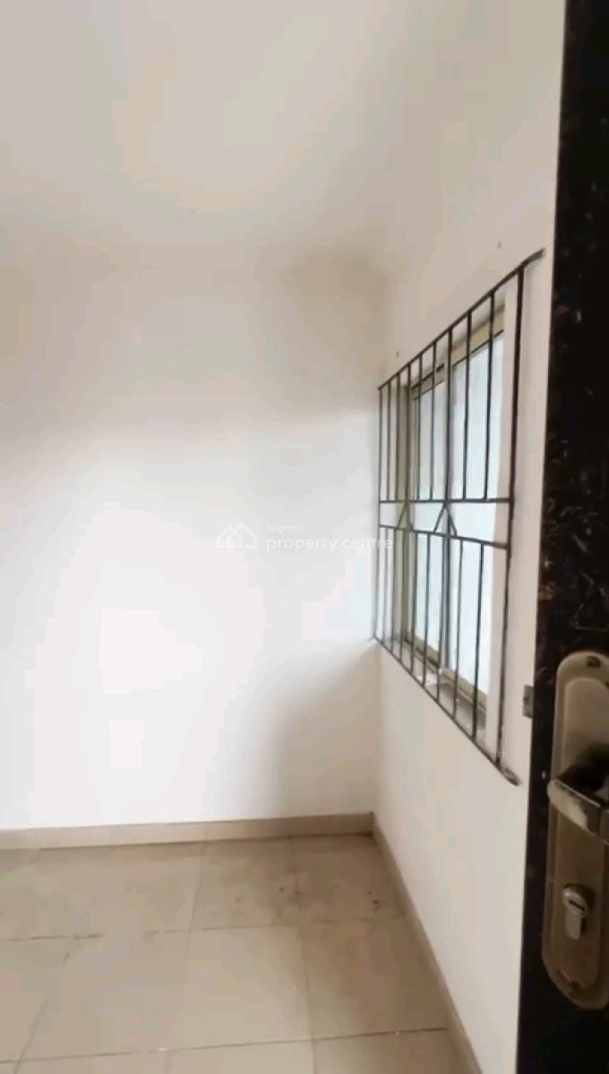 a Standard and Nice Miniflat, Upstairs with 2 Balconies, Off Market Street, Shomolu, Lagos, Mini Flat (room and Parlour) for Rent