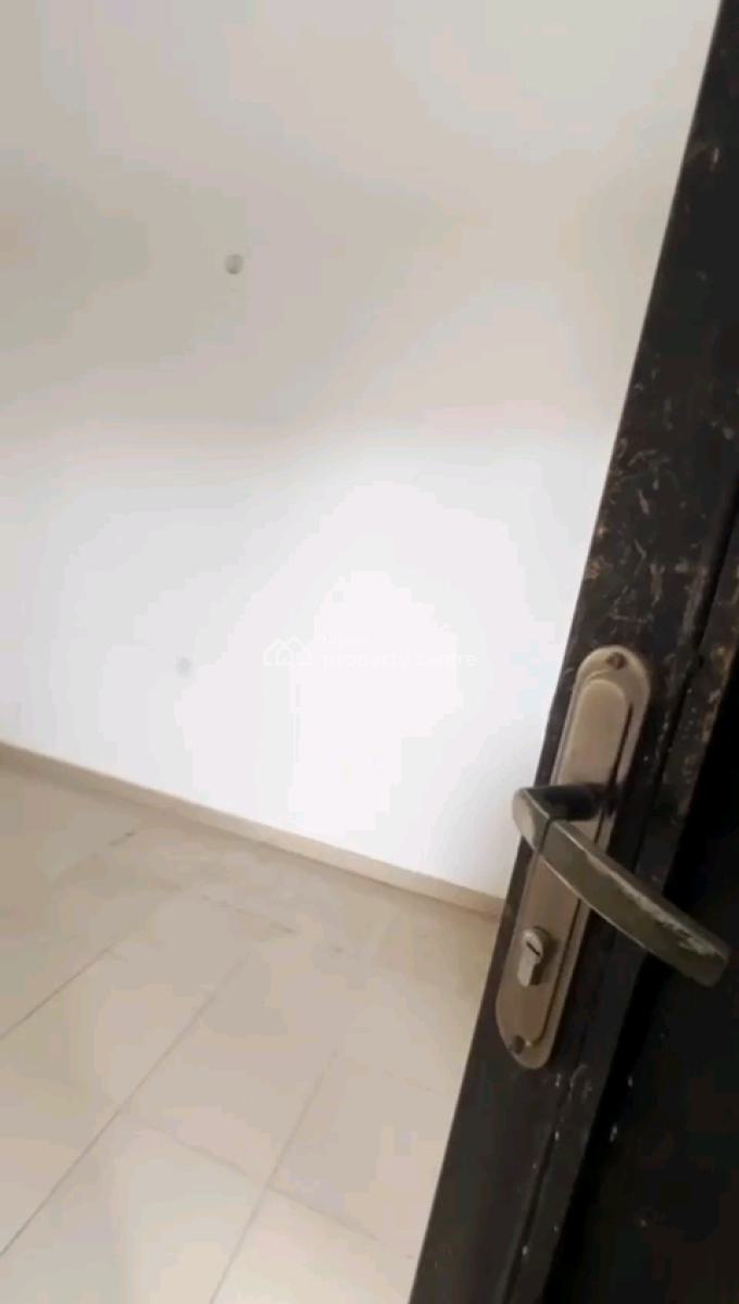 a Standard and Nice Miniflat, Upstairs with 2 Balconies, Off Market Street, Shomolu, Lagos, Mini Flat (room and Parlour) for Rent