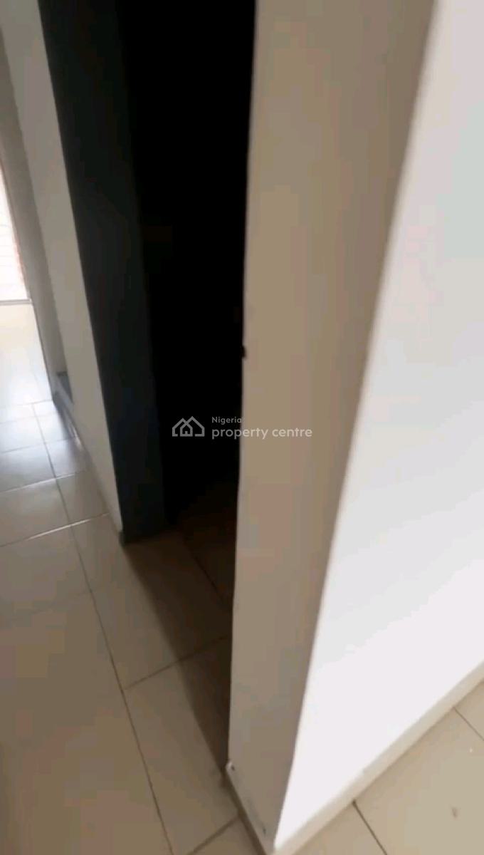 a Standard and Nice Miniflat, Upstairs with 2 Balconies, Off Market Street, Shomolu, Lagos, Mini Flat (room and Parlour) for Rent