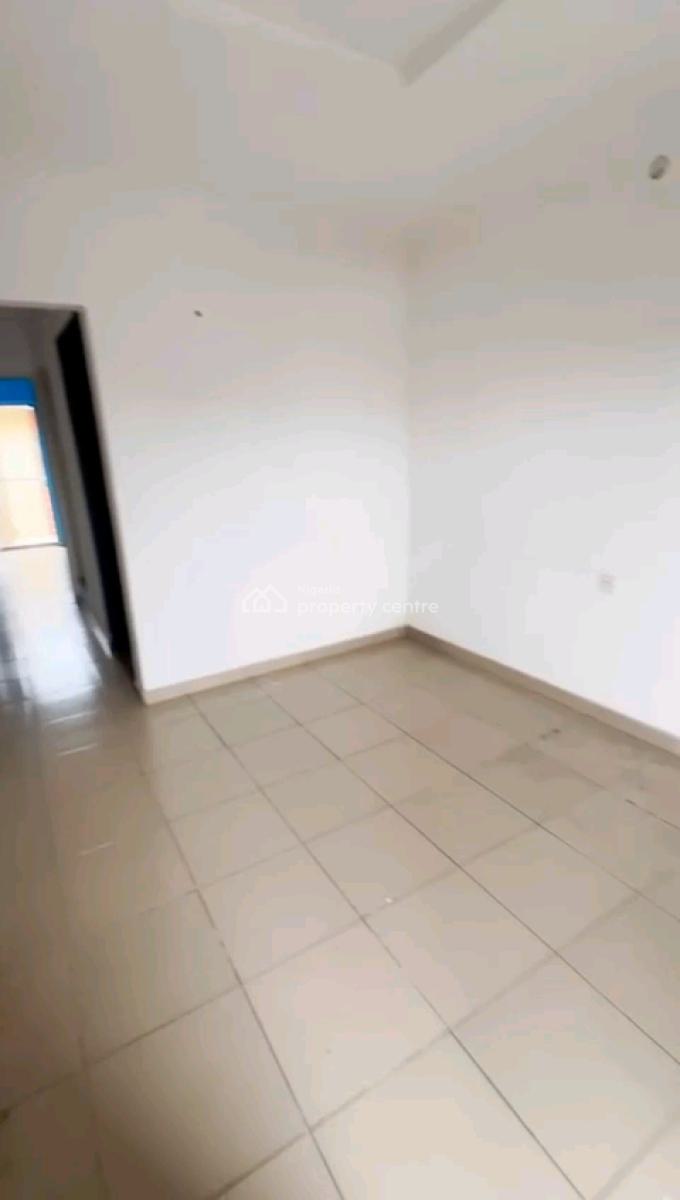 a Standard and Nice Miniflat, Upstairs with 2 Balconies, Off Market Street, Shomolu, Lagos, Mini Flat (room and Parlour) for Rent