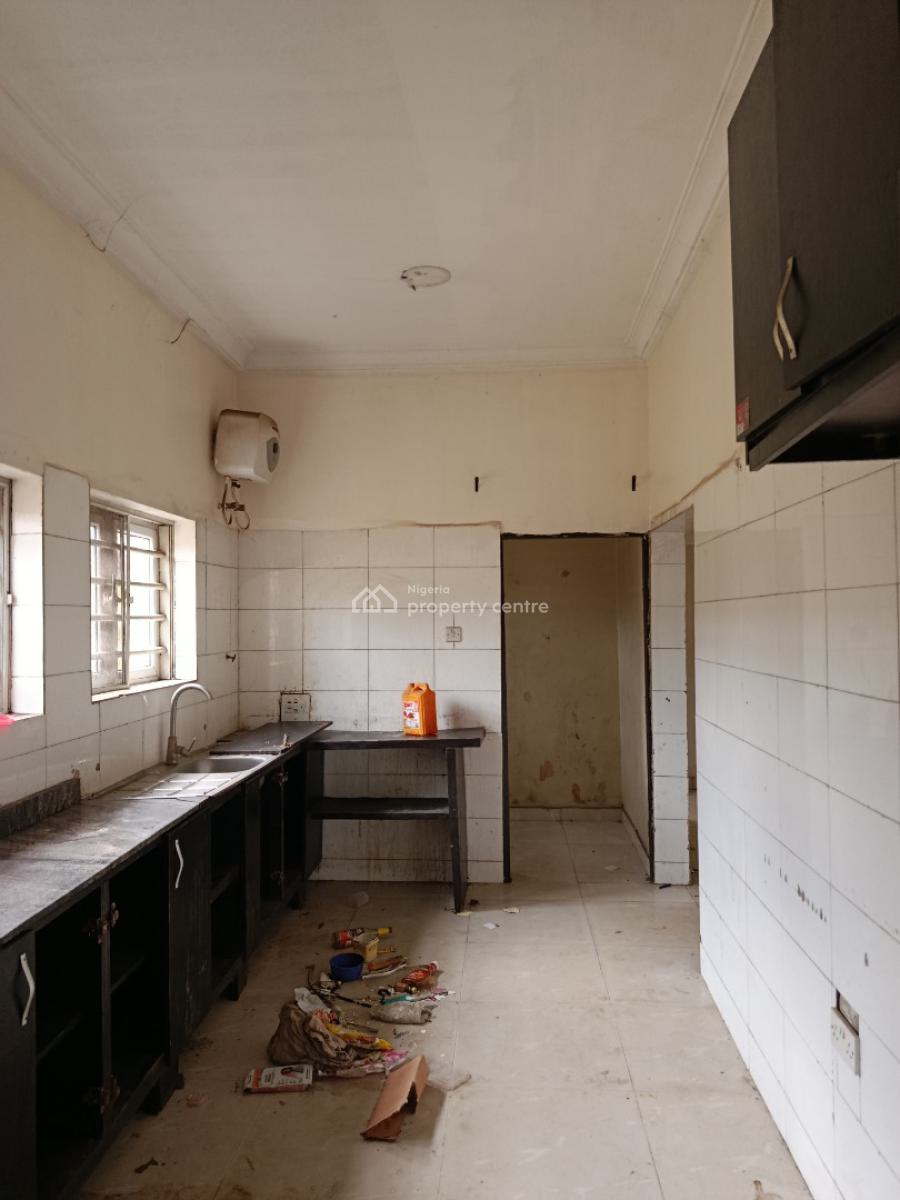 3 Bedroom Apartment, Mcc Road, Owerri Municipal, Imo, Flat / Apartment for Rent