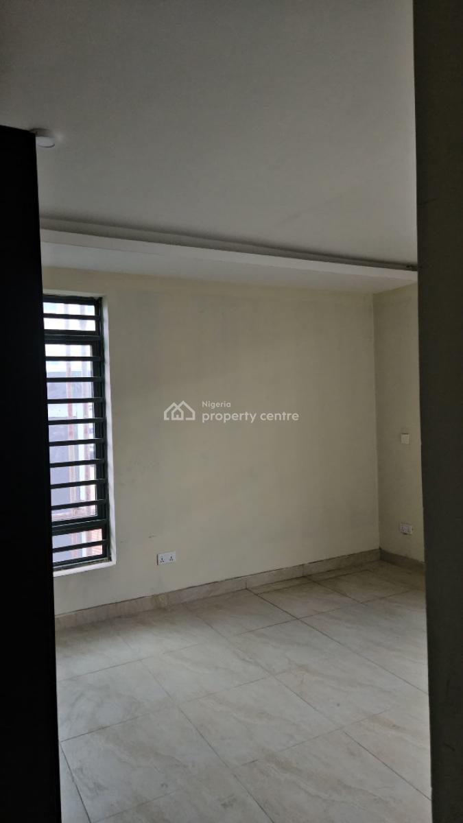 Brand New Serviced 3 Bedroom Flat + Bq, Pool, Gym, Lekki Phase 1, Lekki, Lagos, Flat / Apartment for Rent
