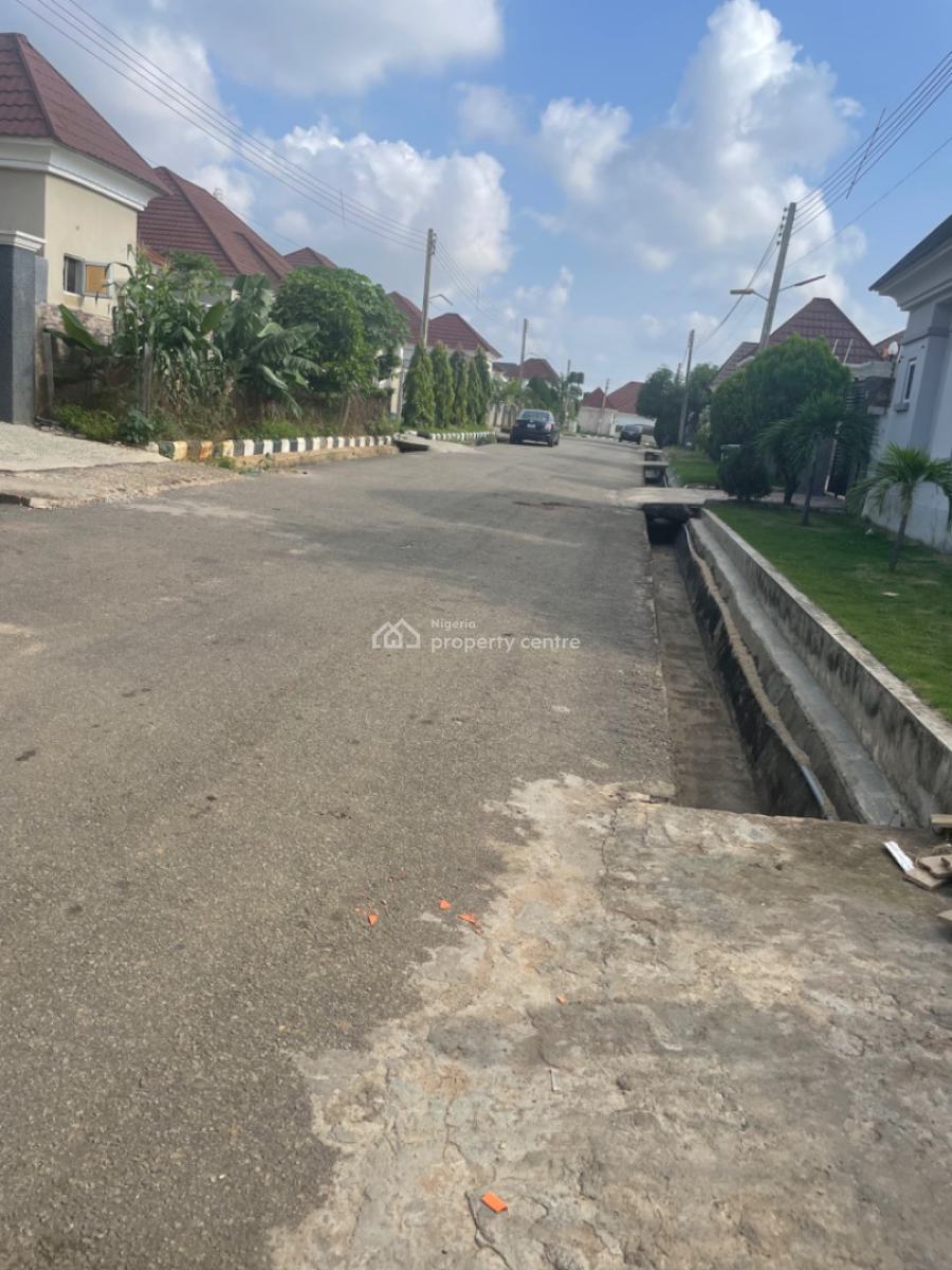 Luxury 3 Bedroom Bungalow + 2 Units Bq+ Security House, Efab Queens, Gwarinpa, Abuja, Detached Bungalow for Sale