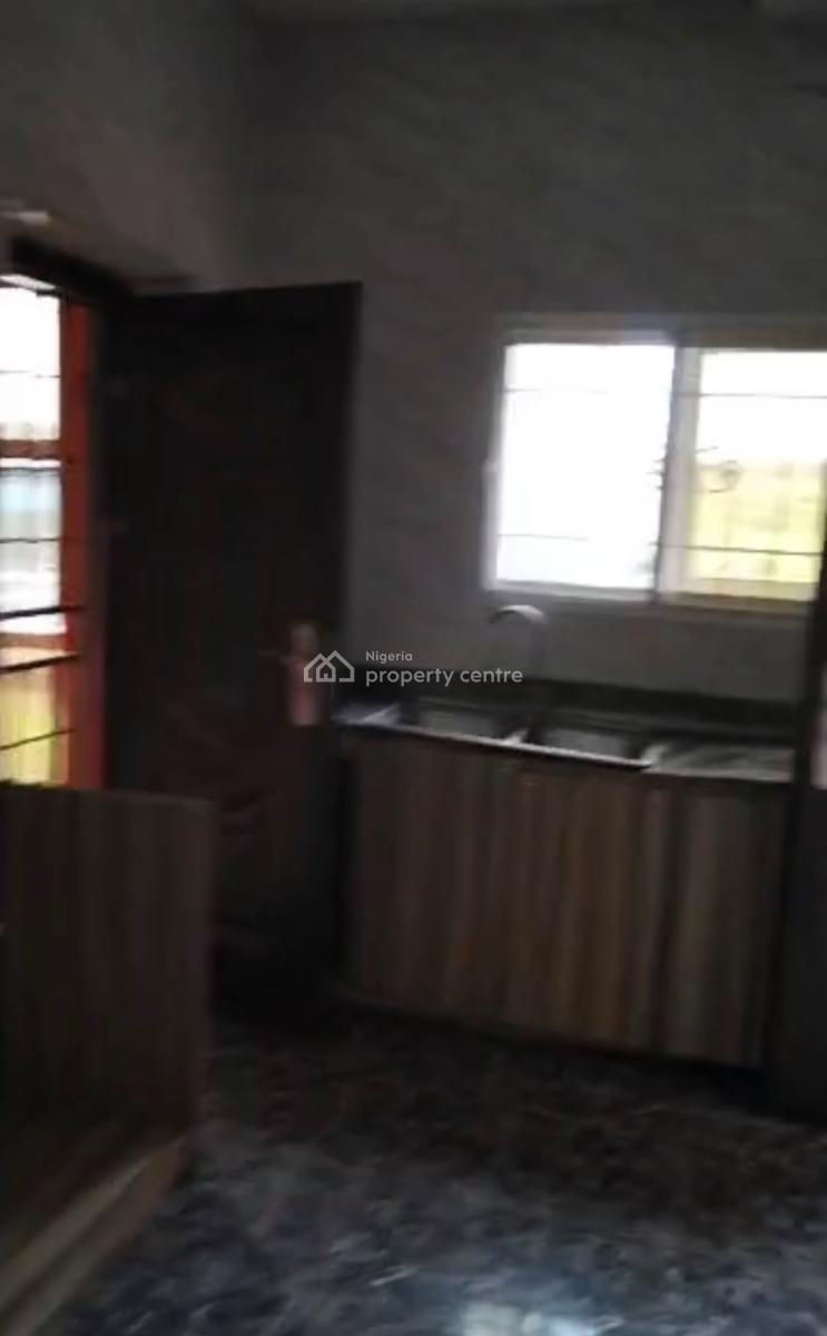 2 Bedroom En-suite Flat, Life Camp, Abuja, House for Rent