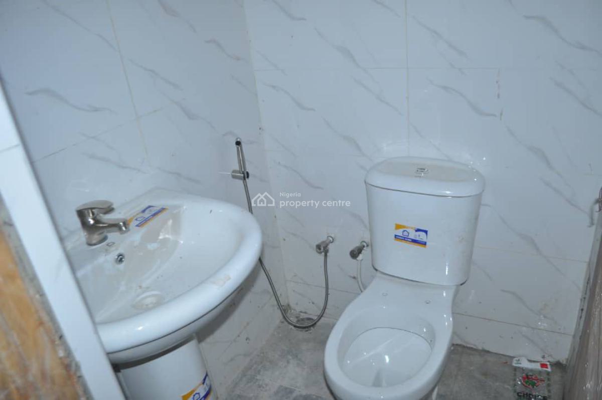 Spacious 5 Bedroom Duplex with Bq, Akora Estate, Adeniyi Jones Avenue, Ikeja, Lagos, Semi-detached Duplex for Sale