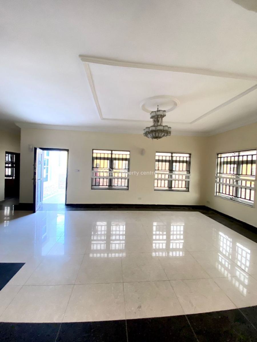Luxury 3 Bedroom Pent-house with Bq, Chevron Drive, Chevron, Lekki, Lagos, Flat / Apartment for Rent