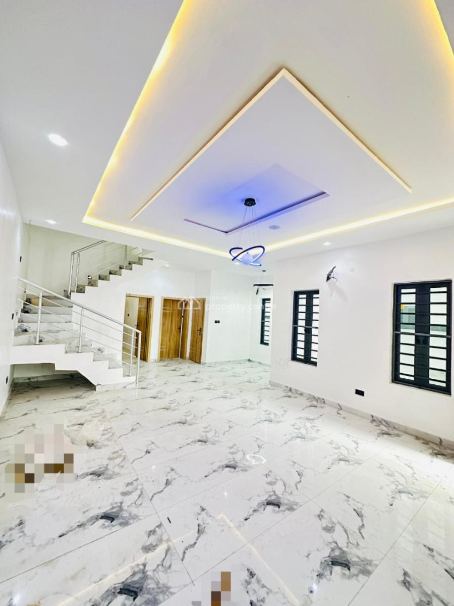 Impeccable 5-bedroom Semi-detached Duplex with Bq, Ologolo, Lekki, Lagos, Semi-detached Duplex for Sale