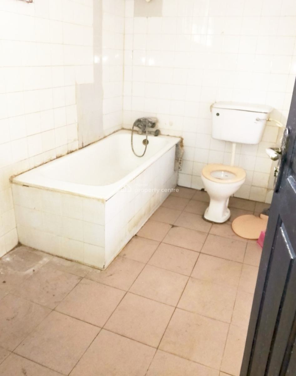 Nice and Standard Self Con with Kitchen, New Road Before Chevron Traffic Light, Lekki Expressway, Lekki, Lagos, Self Contain (single Rooms) for Rent