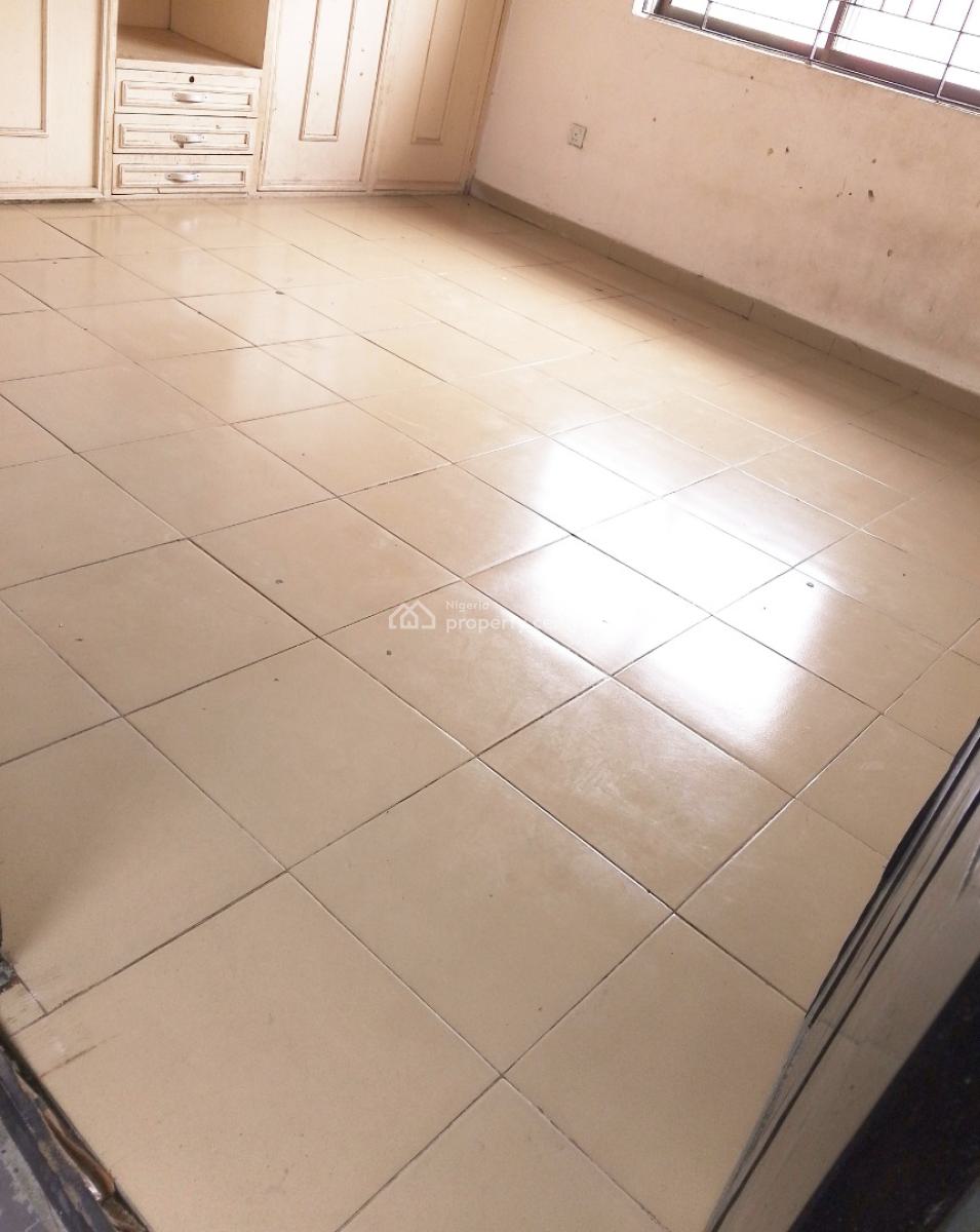 Nice and Standard Self Con with Kitchen, New Road Before Chevron Traffic Light, Lekki Expressway, Lekki, Lagos, Self Contain (single Rooms) for Rent