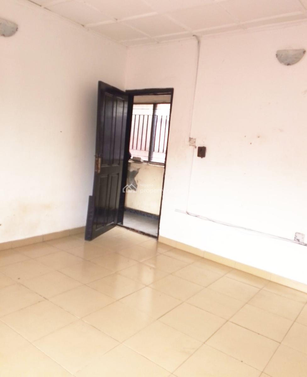 Nice and Standard Self Con with Kitchen, New Road Before Chevron Traffic Light, Lekki Expressway, Lekki, Lagos, Self Contain (single Rooms) for Rent