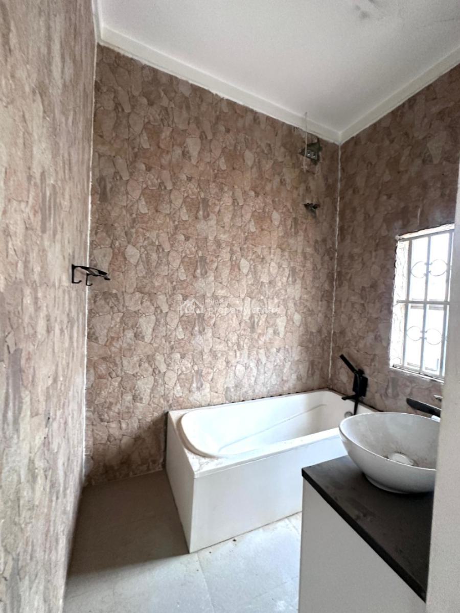 Well Finished 3 Bedroom Flat, Wuse 2, Abuja, Flat / Apartment for Rent