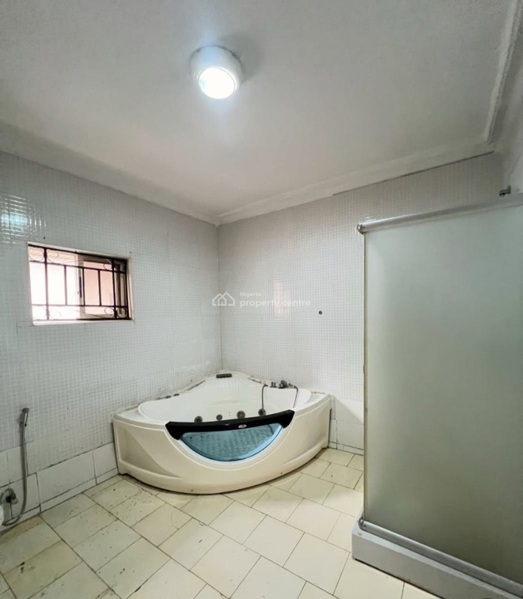 Self-serviced and Self-compound 4 Bedroom En-suite Semi-detached Duplex, Ikoyi, Lagos, Semi-detached Duplex for Rent