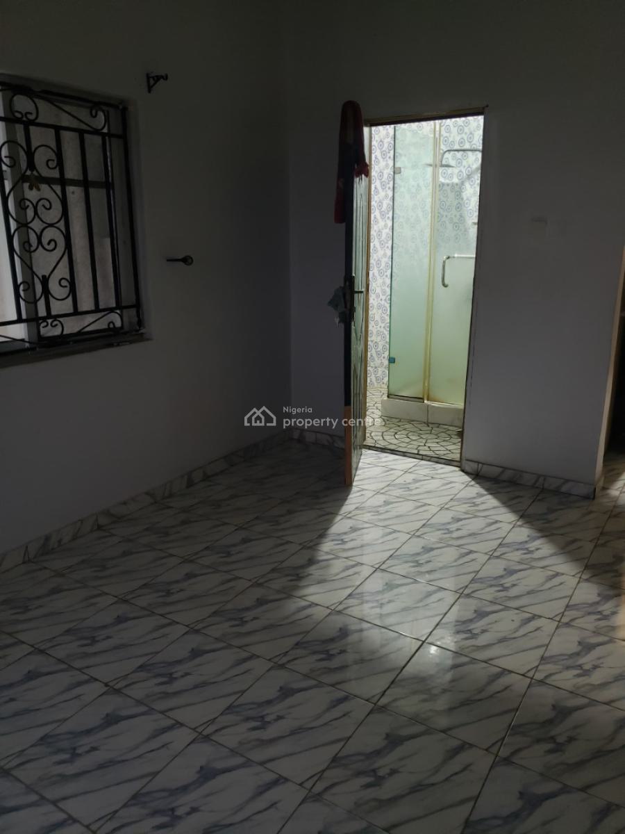 Master Bedroom in a Shared Apartment, Greenville Estate, Badore, Ajah, Lagos, Flat / Apartment for Rent