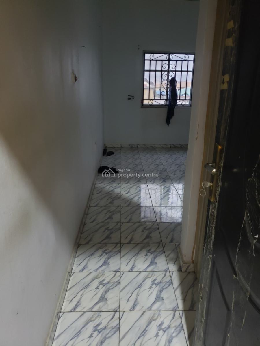 Master Bedroom in a Shared Apartment, Greenville Estate, Badore, Ajah, Lagos, Flat / Apartment for Rent