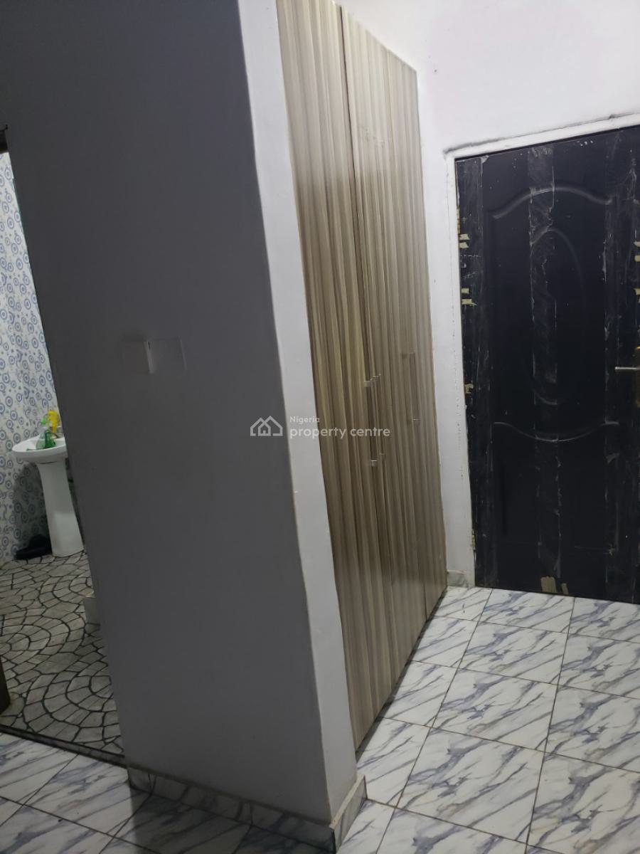 Master Bedroom in a Shared Apartment, Greenville Estate, Badore, Ajah, Lagos, Flat / Apartment for Rent
