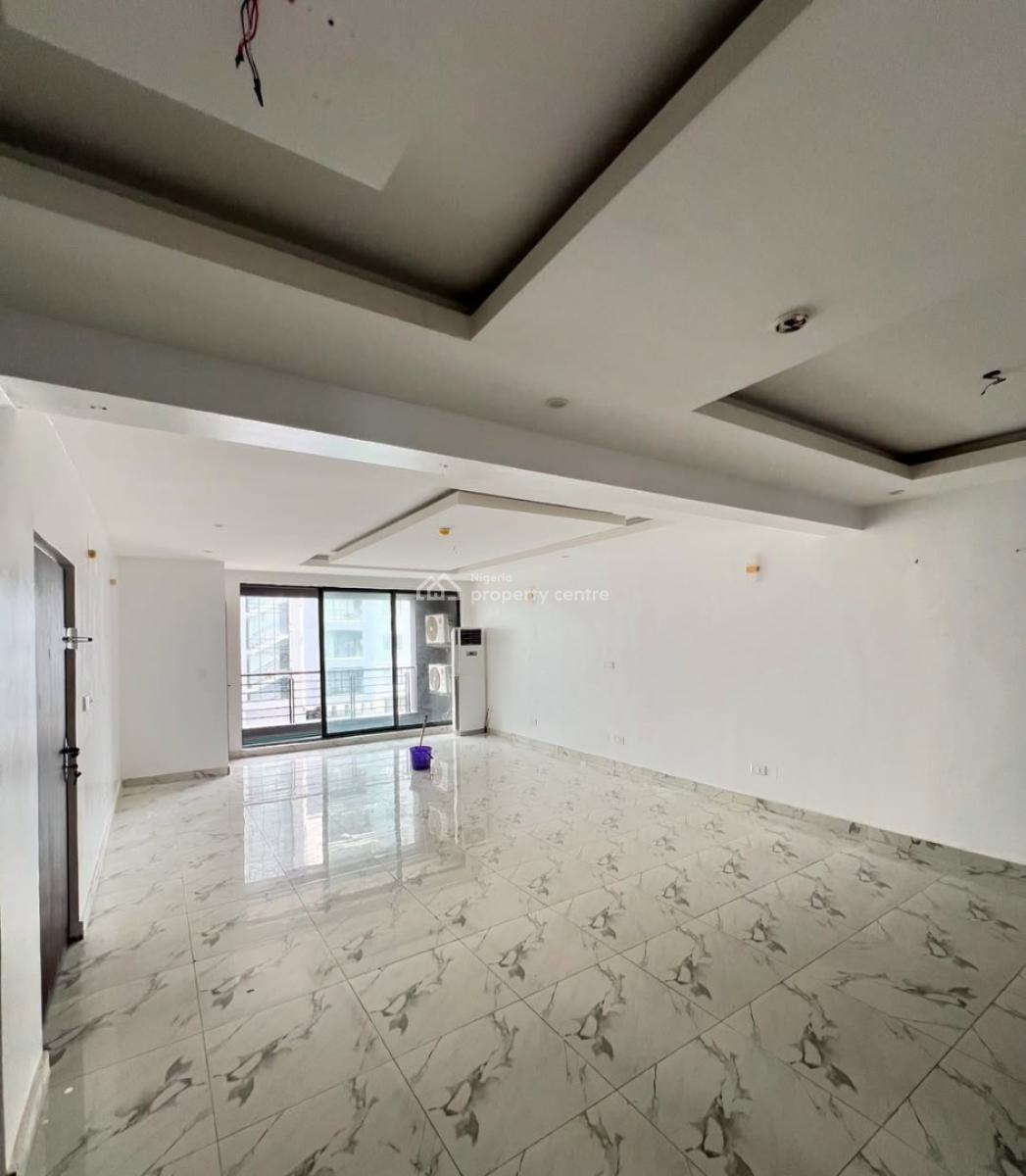 Serviced 3 Bedroom En-suite Flat with Fitted Kitchen/pantry, Cooker, Victoria Island (vi), Lagos, Flat / Apartment for Rent