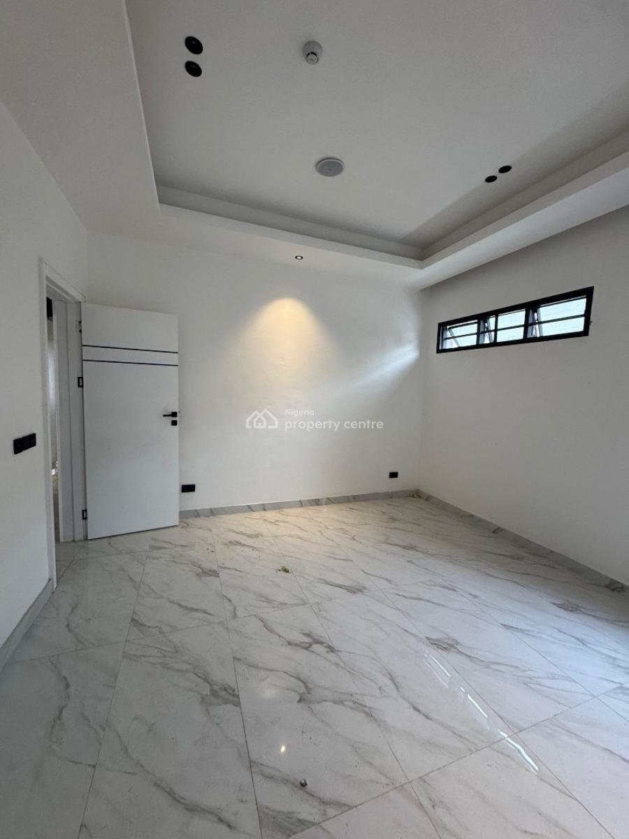 Beautifully Finished 4 Bedroom Penthouse with Elevator, Lekki Phase One Right Side, Lekki, Lagos, House for Sale