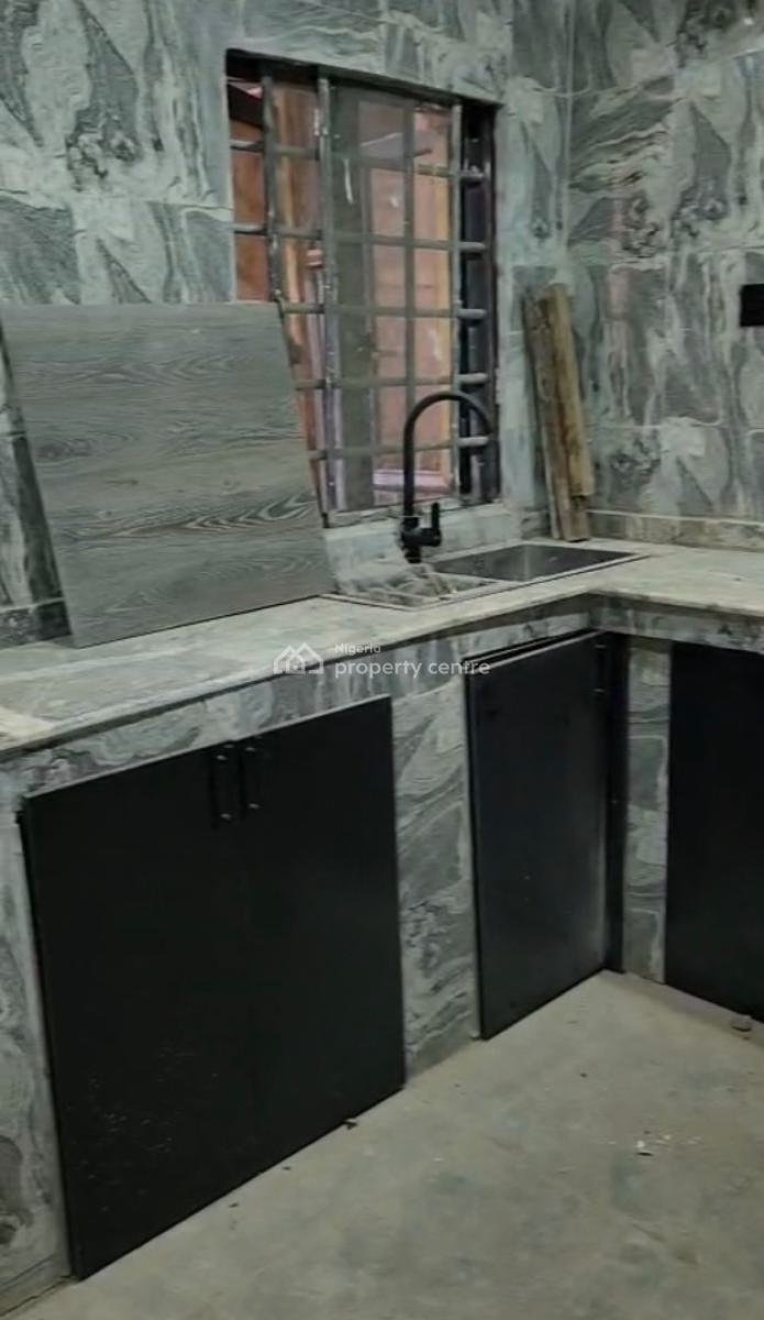 Distress Clean 2 Bedroom Flat, 2nd Floor,, Area 1, Garki, Abuja, Block of Flats for Sale