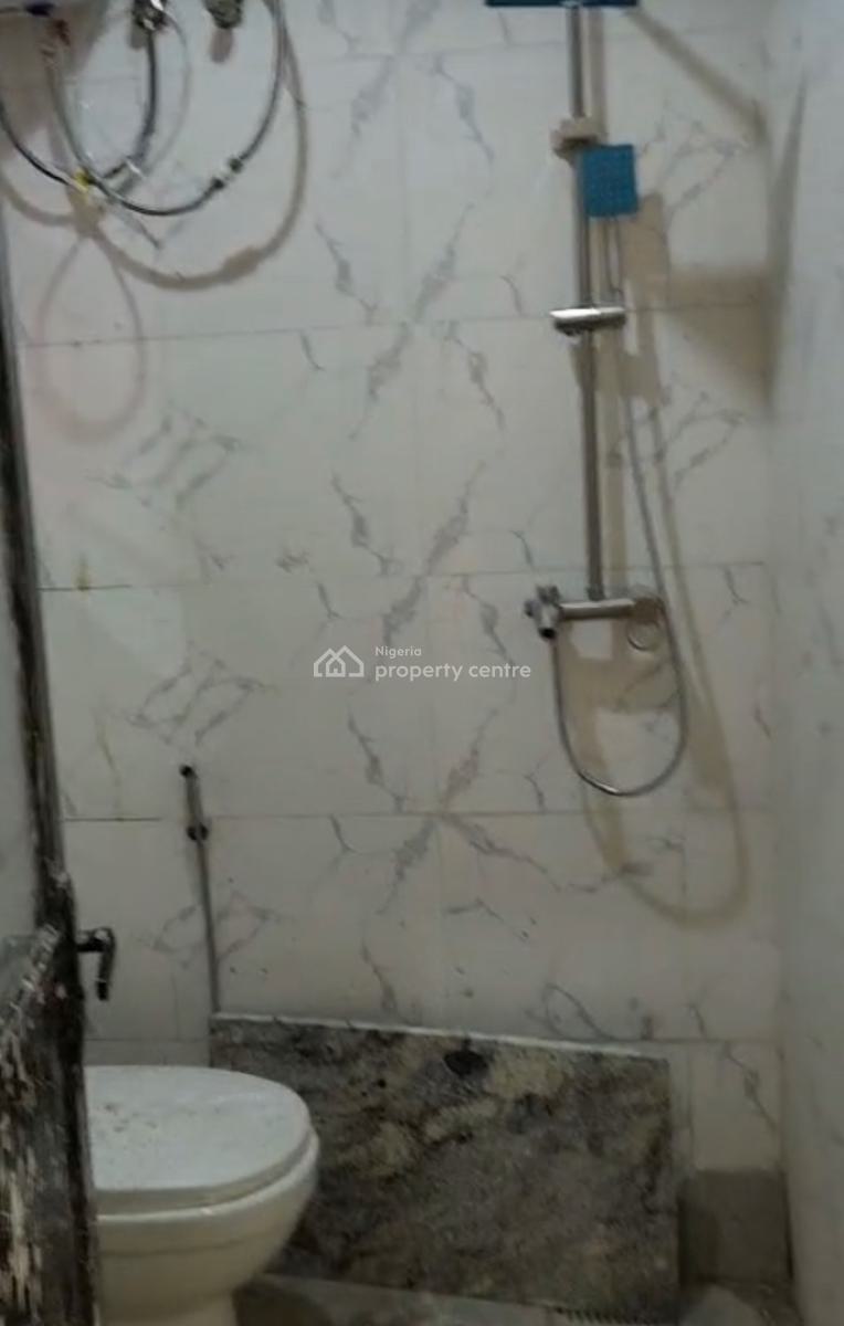Distress Clean 2 Bedroom Flat, 2nd Floor,, Area 1, Garki, Abuja, Block of Flats for Sale