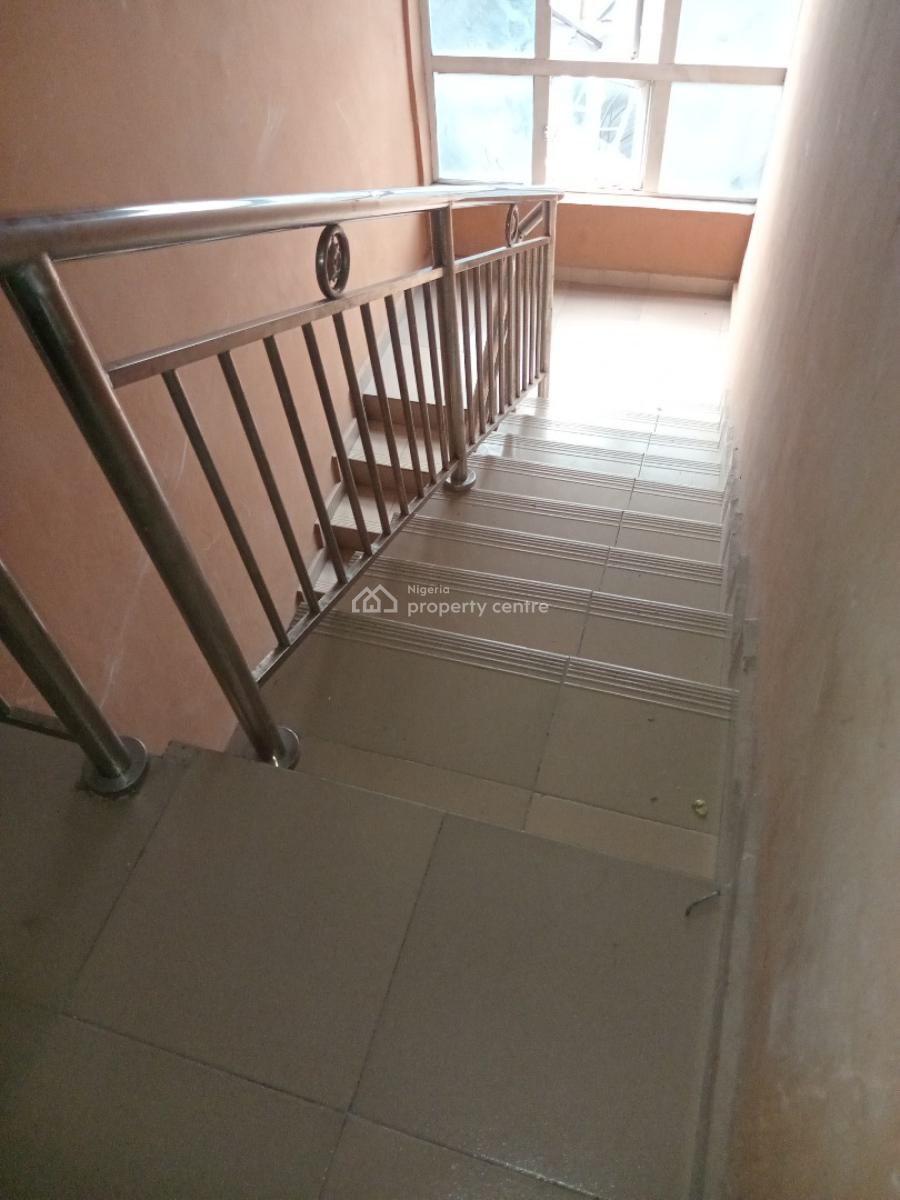 Spacious Room and Parlour Upstairs, Ogombo, Ajah, Lagos, Mini Flat (room and Parlour) for Rent