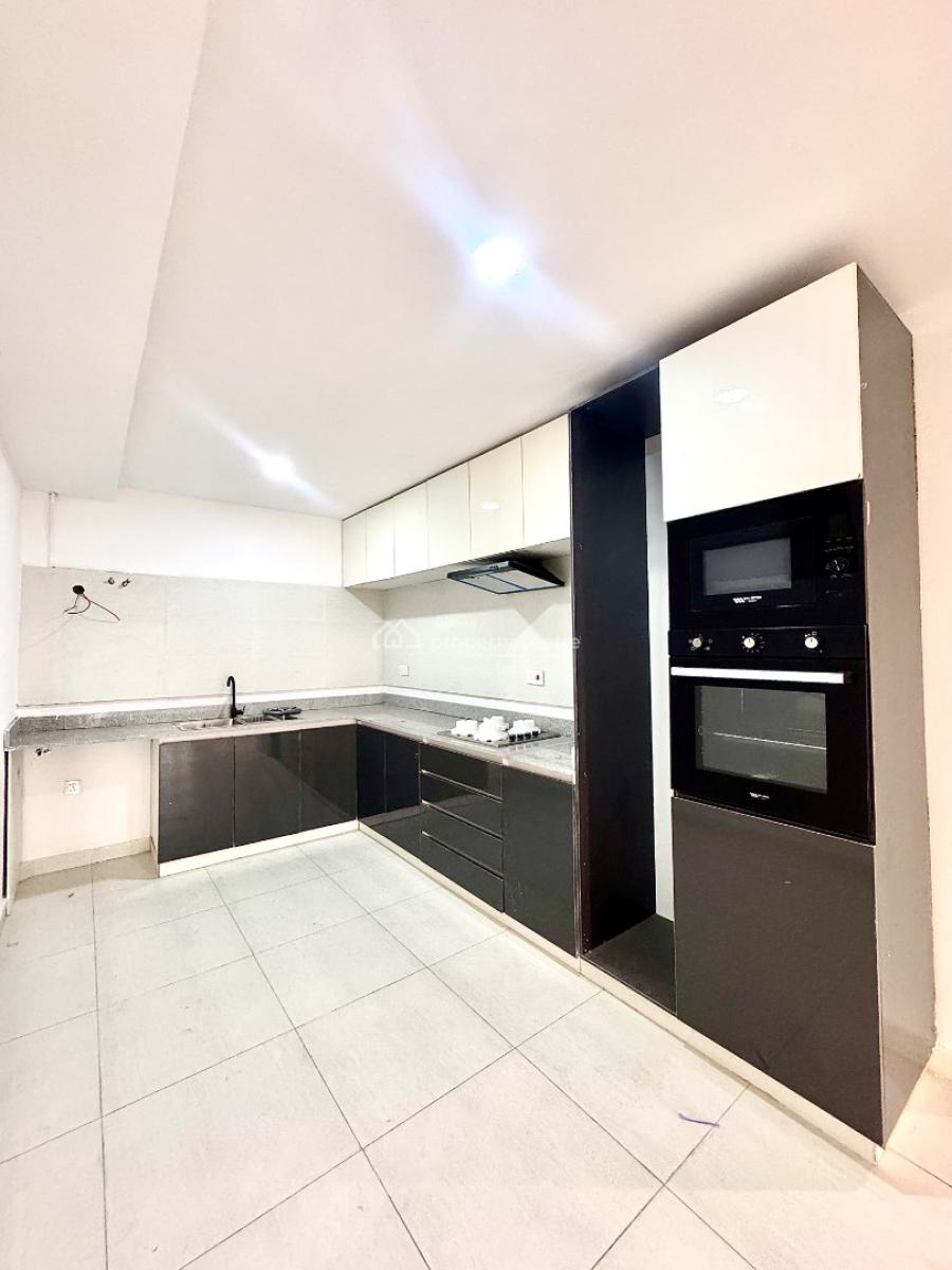 2 Bedroom Apartment, Lekki Phase 1, Lekki, Lagos, Flat / Apartment for Sale