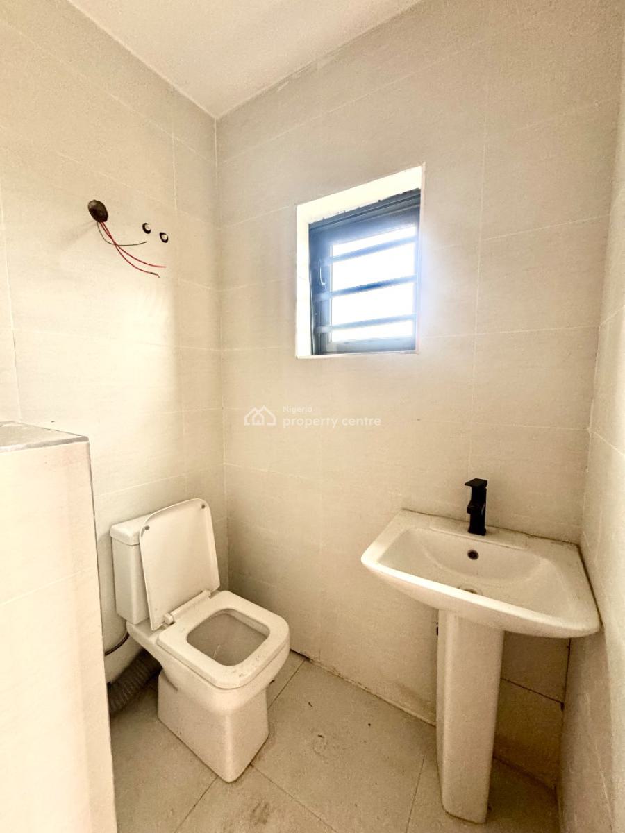 2 Bedroom Apartment, Lekki Phase 1, Lekki, Lagos, Flat / Apartment for Sale