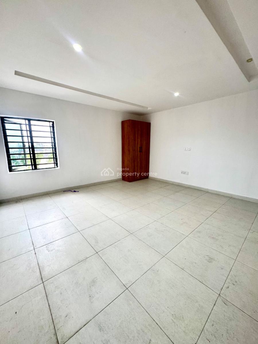 2 Bedroom Apartment, Lekki Phase 1, Lekki, Lagos, Flat / Apartment for Sale