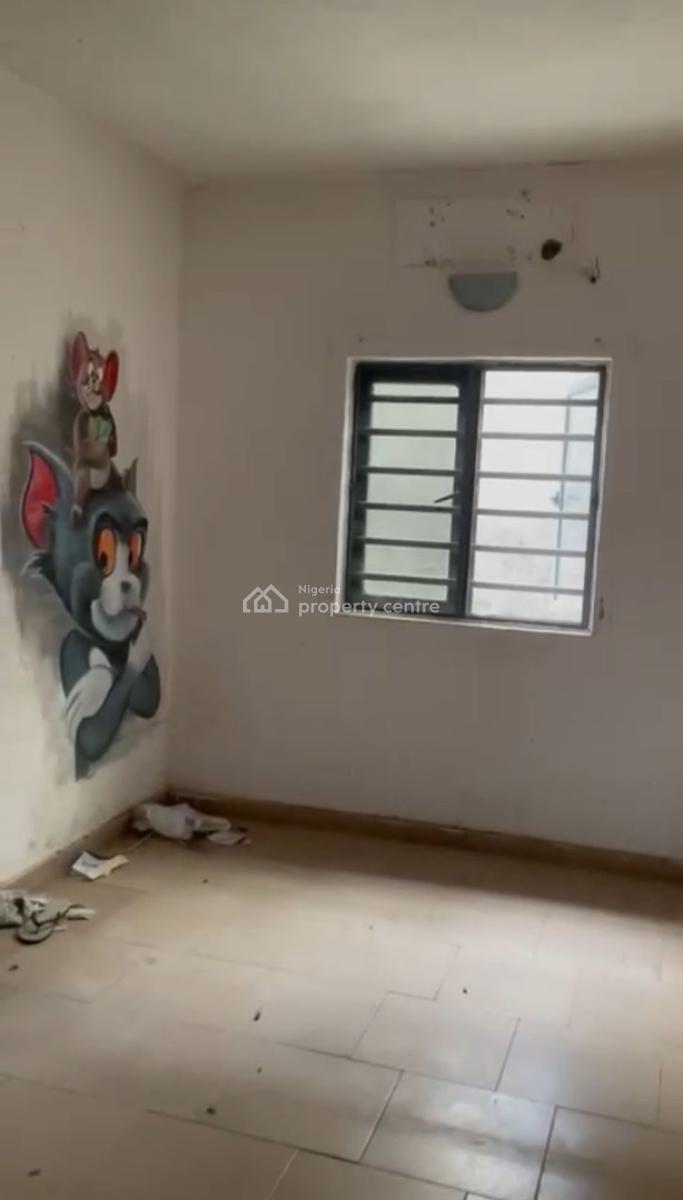 Decent 3 Bedroom Flat, Gra Phase 2, Magodo, Lagos, House for Rent