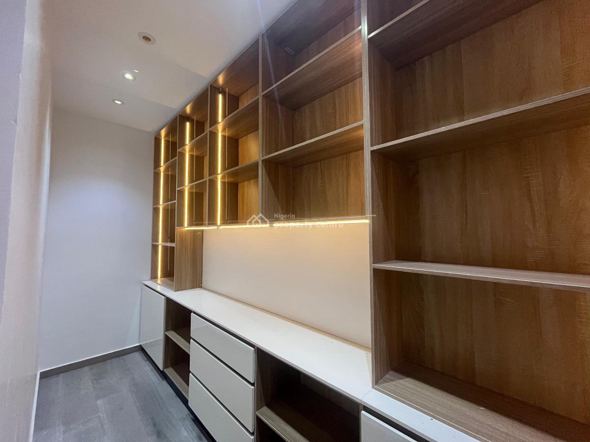 Luxury 5 Bedroom Fully Detached with Cinemas and Swimming Pool and Bq, Lekki, Lagos, Detached Duplex for Sale