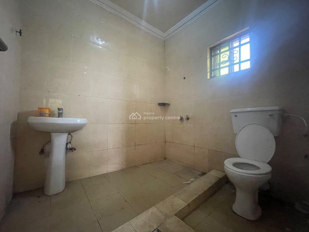 a Well Spacious 5 Bedroom Semi Detached Duplex with Bq, Adepate Abebi Crescent, Idi Ishin, Jericho Extension, Jericho, Ibadan, Oyo, Semi-detached Duplex for Sale
