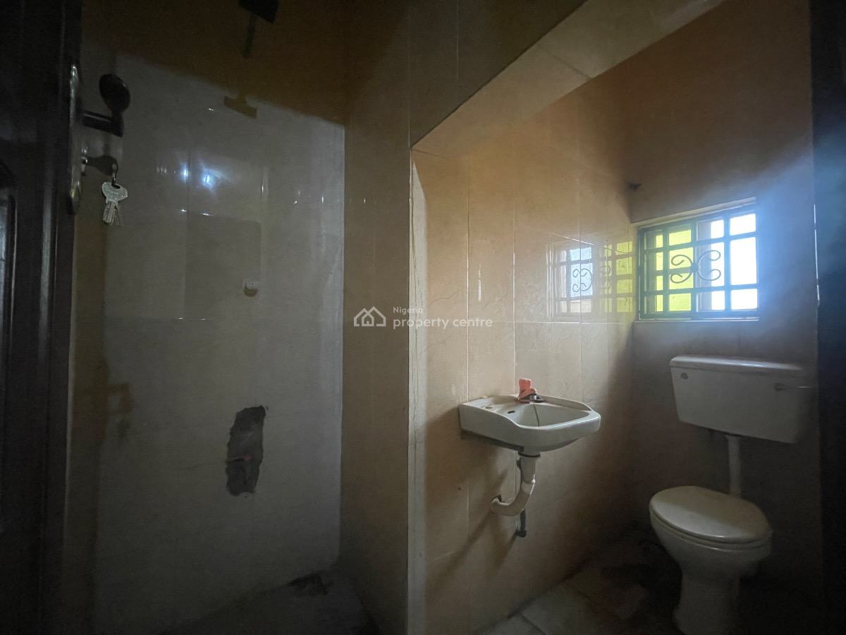 a Well Spacious 5 Bedroom Semi Detached Duplex with Bq, Adepate Abebi Crescent, Idi Ishin, Jericho Extension, Jericho, Ibadan, Oyo, Semi-detached Duplex for Sale