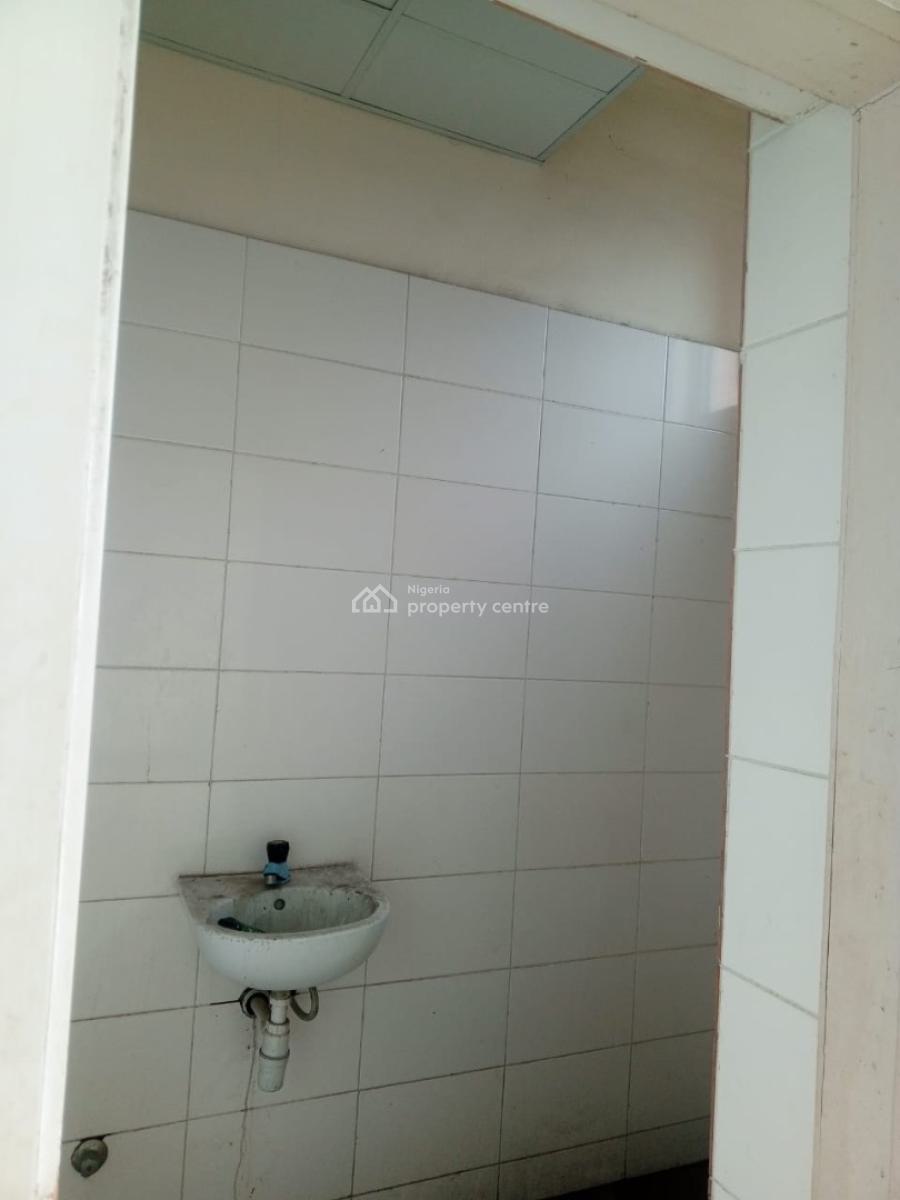 150sqm Open Plan Space, Victoria Island (vi), Lagos, Shop for Rent